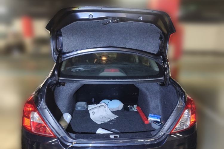 Used Nissan Sunny 2014 1.5XE CVT Elite Edition Trunk