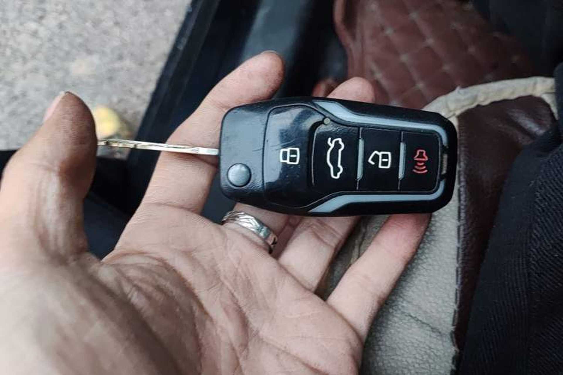 Used Nissan Sunny 2014 1.5XE Manual Elite Edition Vehicle Key