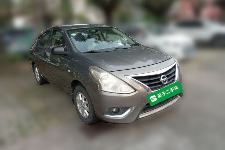 Used Nissan Sunny 2014 1.5XE Manual Comfort Edition Front Right 45 Deg