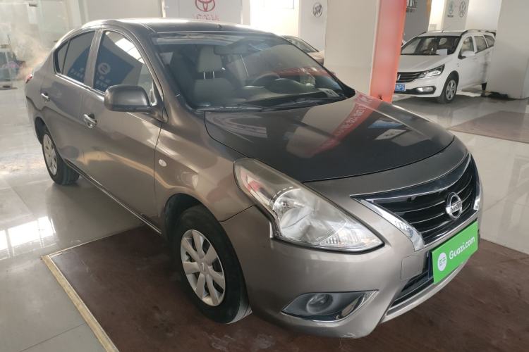 Used Nissan Sunny 2014 1.5XE CVT Comfort Edition Front Right 45 Deg