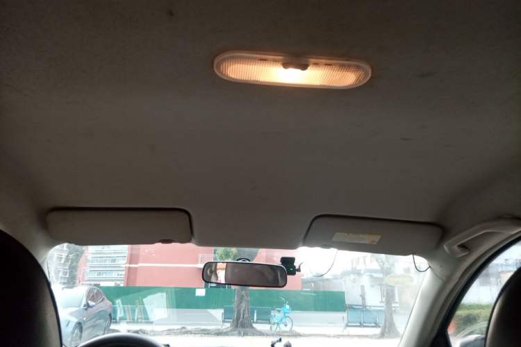 Used Nissan Sunny 2014 1.5XE Manual Comfort Edition Headliner