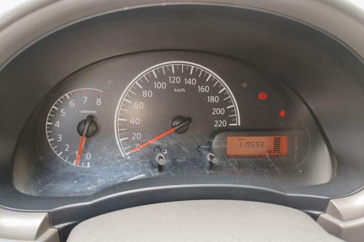 Used Nissan Sunny 2014 1.5XE Manual Elite Edition Instrument Cluster