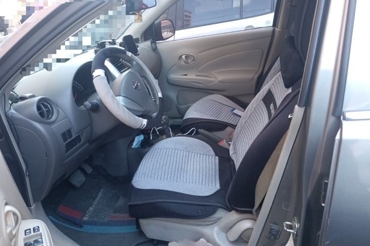 Used Nissan Sunny 2014 1.5XE CVT Comfort Edition Left Front Seat