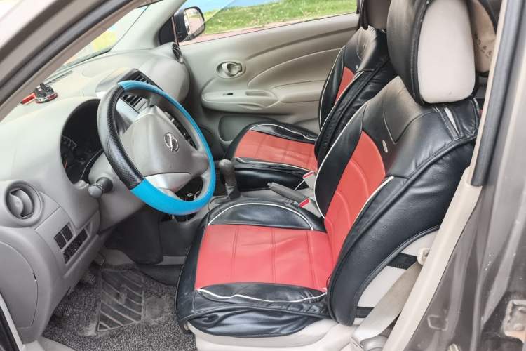 Used Nissan Sunny 2014 1.5XE Manual Comfort Edition Left Front Seat