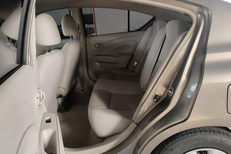 Used Nissan Sunny 2014 1.5XE CVT Comfort Edition Left Rear Seat