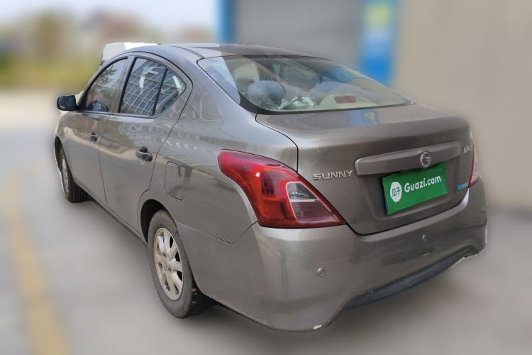 Used Nissan Sunny 2014 1.5XE Manual Elite Edition Rear Left 45 Deg