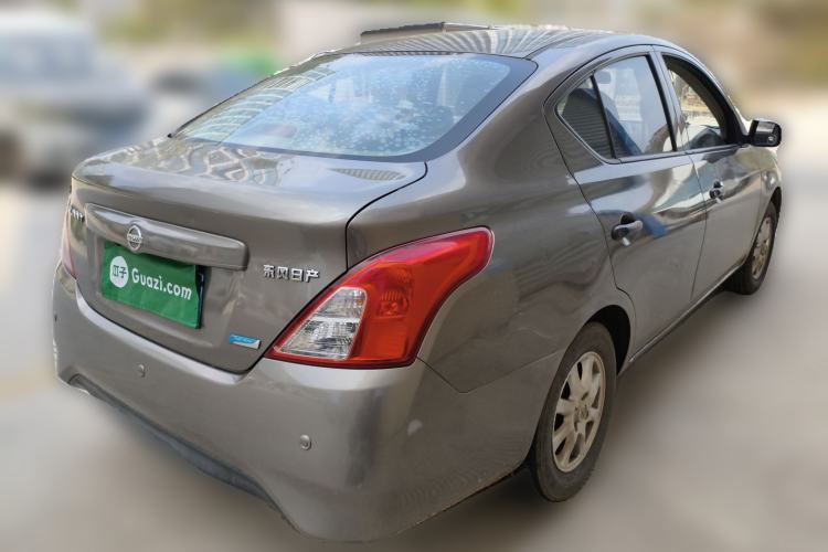 Used Nissan Sunny 2014 1.5XE Manual Elite Edition Rear Right 45 Deg