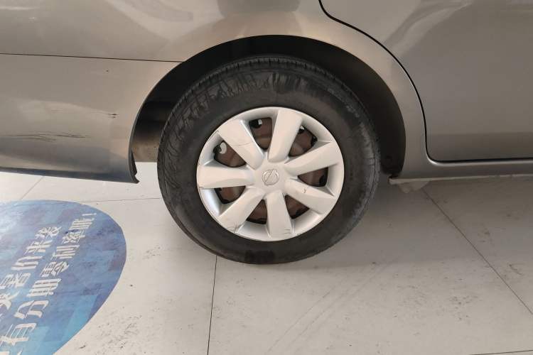 Used Nissan Sunny 2014 1.5XE CVT Comfort Edition Right Rear Wheel Hub