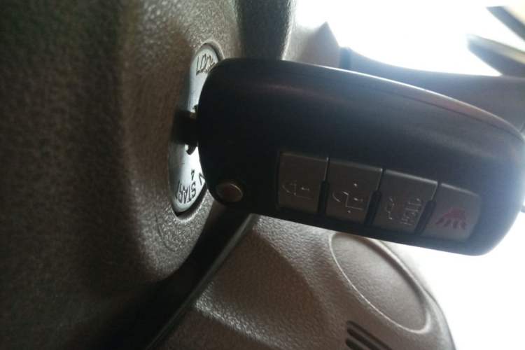 Used Nissan Sunny 2014 1.5XE Manual Comfort Edition Vehicle Key