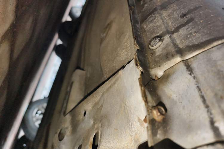 Used Nissan Sunny 2014 1.5XE Manual Elite Edition Chassis Front Right