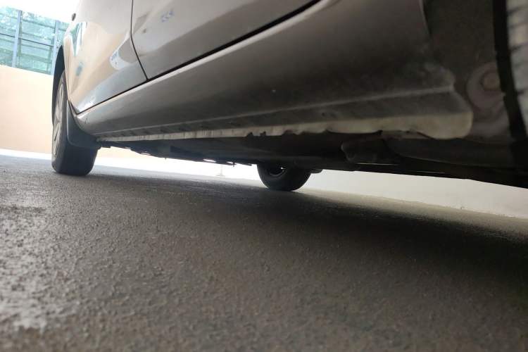 Used Nissan Sunny 2014 1.5XE Manual Elite Edition Chassis Rear Left