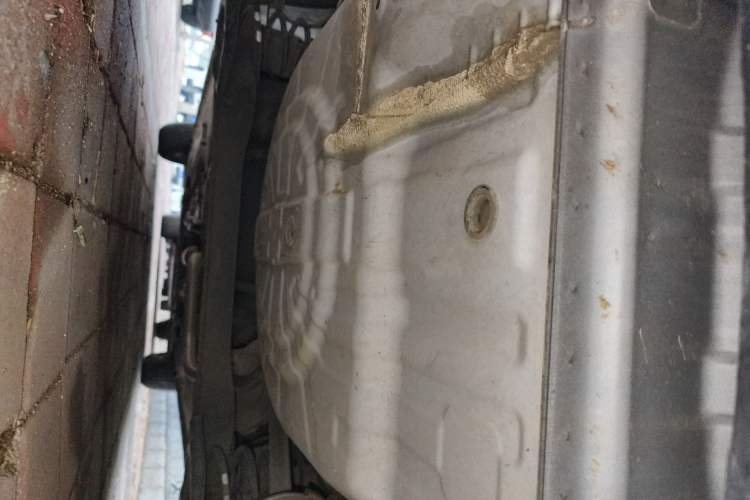 Used Nissan Sunny 2014 1.5XE Manual Elite Edition Chassis Rear