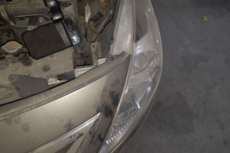Used Nissan Sunny 2014 1.5XE Manual Comfort Edition Engine Bay Left