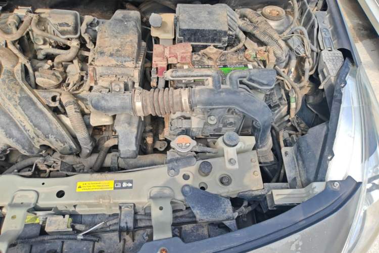 Used Nissan Sunny 2014 1.5XE CVT Elite Edition Engine Bay Left