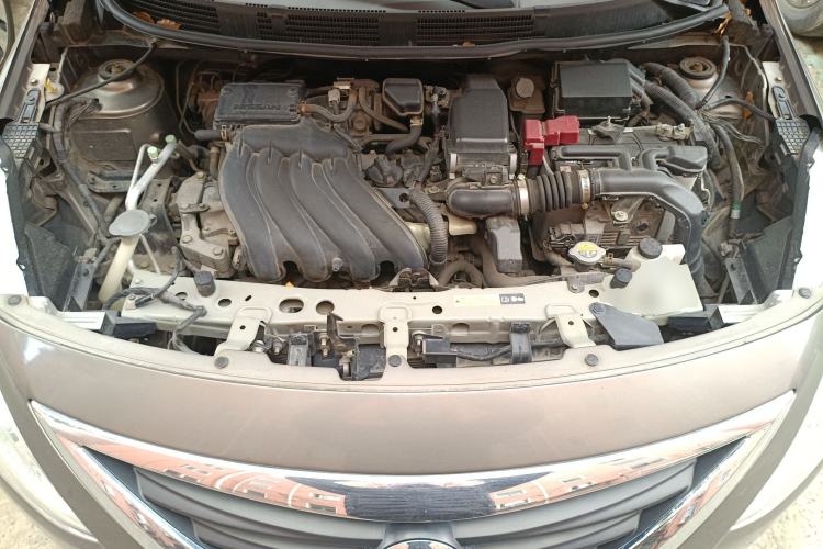 Used Nissan Sunny 2014 1.5XE CVT Comfort Edition Engine Bay