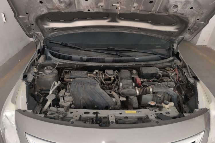 Used Nissan Sunny 2014 1.5XE Manual Elite Edition Engine Bay