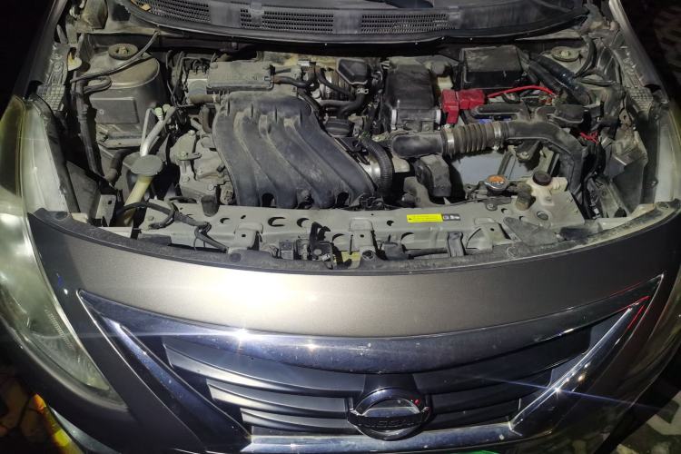 Used Nissan Sunny 2014 1.5XE Manual Comfort Edition Engine Bay