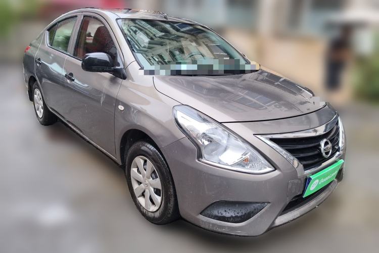 Used Nissan Sunny 2014 1.5XE CVT Elite Edition Front Right 45 Deg