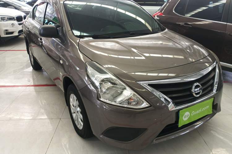 Used Nissan Sunny 2014 1.5XE Manual Comfort Edition Front Right 45 Deg