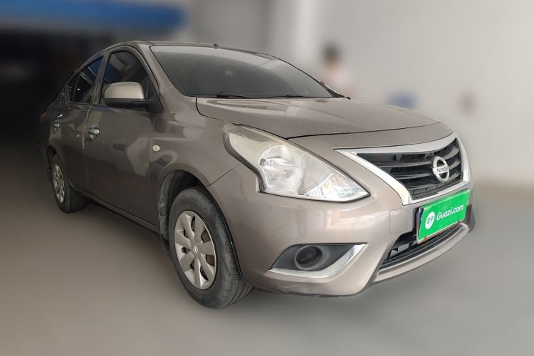 Used Nissan Sunny 2014 1.5XE Manual Elite Edition Front Right 45 Deg