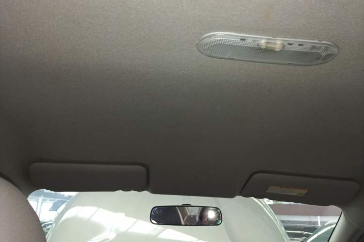 Used Nissan Sunny 2014 1.5XE Manual Comfort Edition Headliner