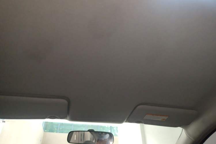 Used Nissan Sunny 2014 1.5XE Manual Elite Edition Headliner