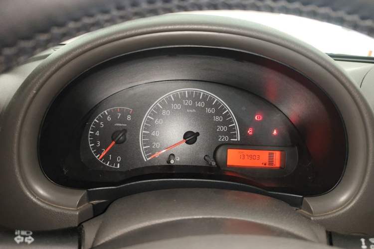 Used Nissan Sunny 2014 1.5XE Manual Elite Edition Instrument Cluster