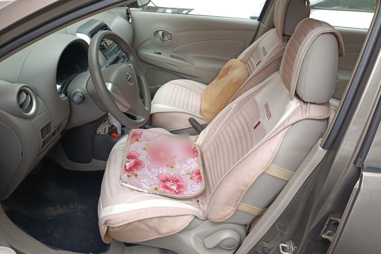 Used Nissan Sunny 2014 1.5XE CVT Comfort Edition Left Front Seat