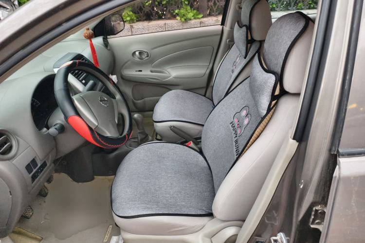 Used Nissan Sunny 2014 1.5XE Manual Elite Edition Left Front Seat