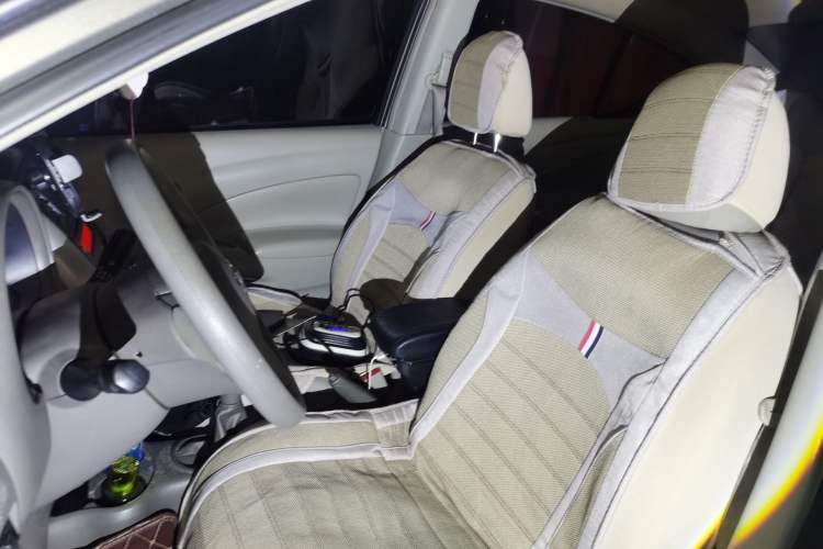 Used Nissan Sunny 2014 1.5XE Manual Comfort Edition Left Front Seat