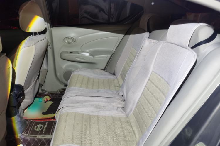 Used Nissan Sunny 2014 1.5XE Manual Comfort Edition Left Rear Seat