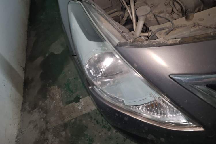 Used Nissan Sunny 2014 1.5XE CVT Comfort Edition Right Front Headlight