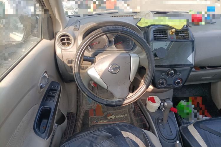 Used Nissan Sunny 2014 1.5XL CVT Luxury Edition Steering Wheel