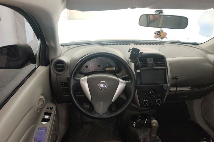 Used Nissan Sunny 2014 1.5XE Manual Elite Edition Steering Wheel