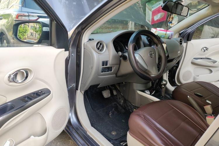 Used Nissan Sunny 2014 1.5XL CVT Luxury Edition Driver Seat