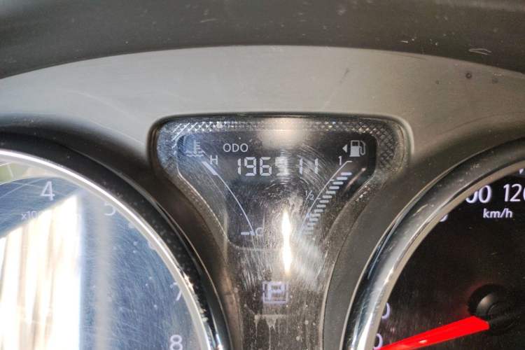 Used Nissan Sunny 2014 1.5XL CVT Luxury Edition Odometer Close Up