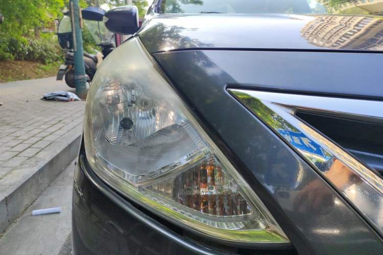 Used Nissan Sunny 2014 1.5XL CVT Luxury Edition Right Front Headlight