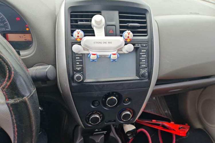 Used Nissan Sunny 2014 1.5XE Manual Comfort Edition Audio And AC Panel