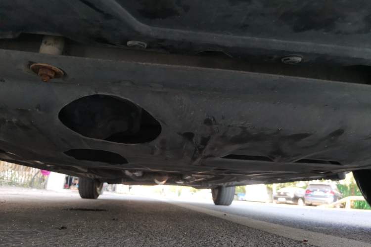 Used Nissan Sunny 2014 1.5XE Manual Elite Edition Chassis Front