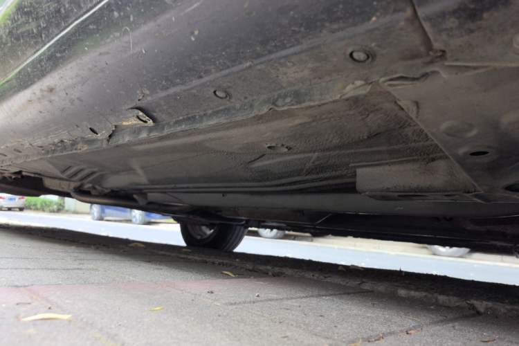 Used Nissan Sunny 2014 1.5XE Manual Comfort Edition Chassis Front Right