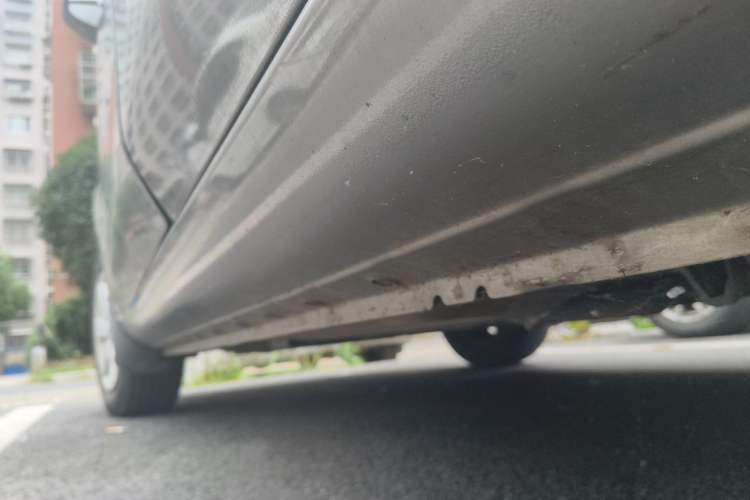 Used Nissan Sunny 2014 1.5XE Manual Elite Edition Chassis Rear Left
