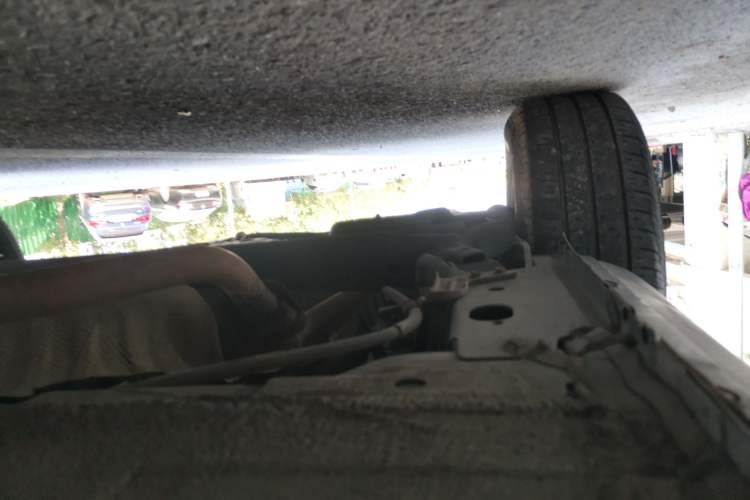 Used Nissan Sunny 2014 1.5XE Manual Elite Edition Chassis Rear Right