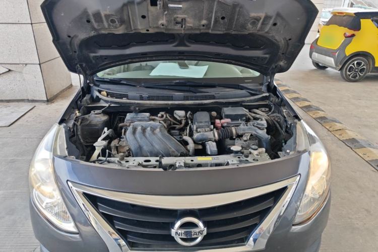 Used Nissan Sunny 2014 1.5XE CVT Elite Edition Engine Bay
