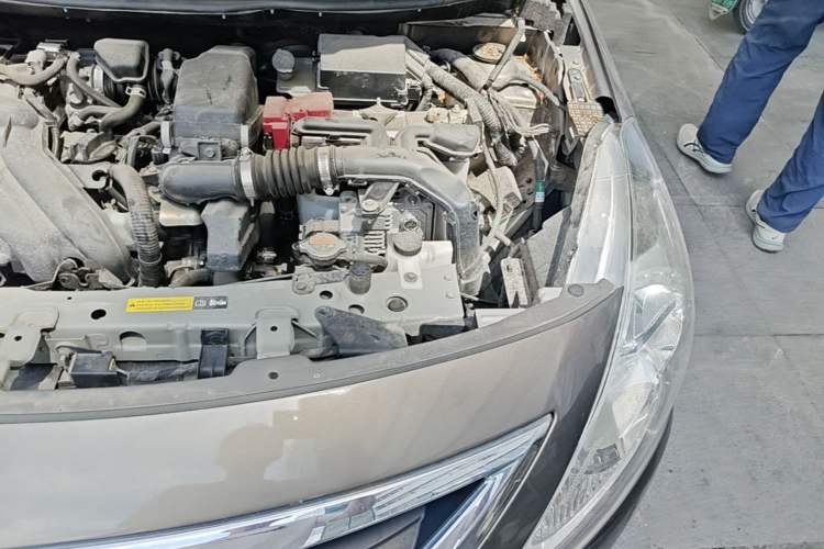 Used Nissan Sunny 2014 1.5XE CVT Comfort Edition Engine Bay Left