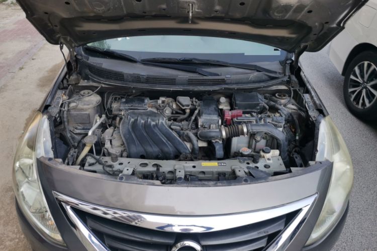 Used Nissan Sunny 2014 1.5XE Manual Elite Edition Engine Bay