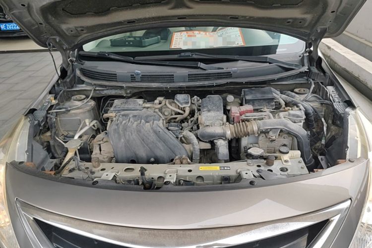 Used Nissan Sunny 2014 1.5XE CVT Comfort Edition Engine Bay
