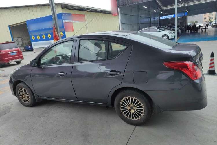 Used Nissan Sunny 2014 1.5XE CVT Elite Edition Exterior 3