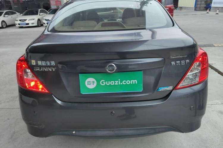 Used Nissan Sunny 2014 1.5XE CVT Elite Edition Exterior 4