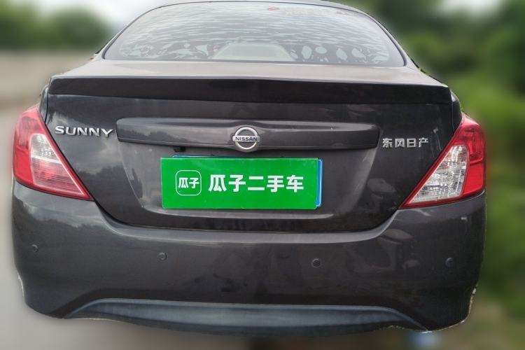 Used Nissan Sunny 2014 1.5XE Manual Comfort Edition Exterior 4