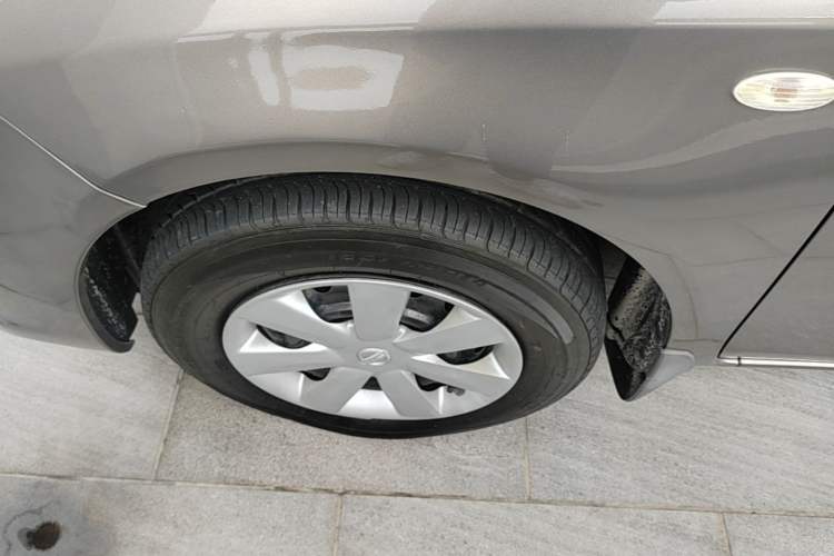 Used Nissan Sunny 2014 1.5XE CVT Comfort Edition Exterior 4